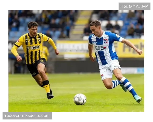 海伦芬进攻战术焕然一新,稳健表现引期待持续提升效率 海伦芬进攻战术焕然一新,稳健表现引期待持续提升效率