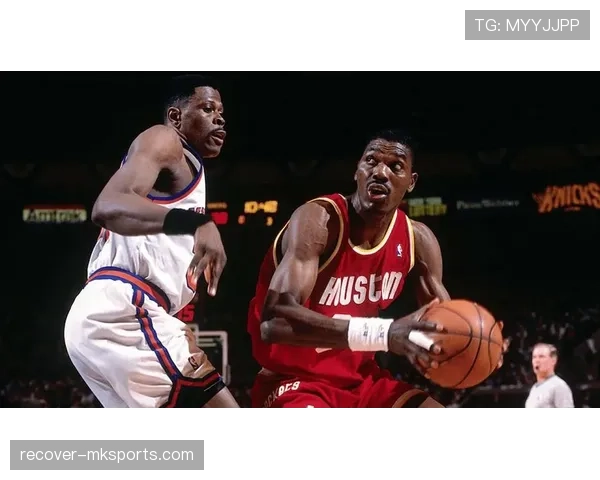 摩西·马龙内线高效篮板对比尤因提升球队防守强度