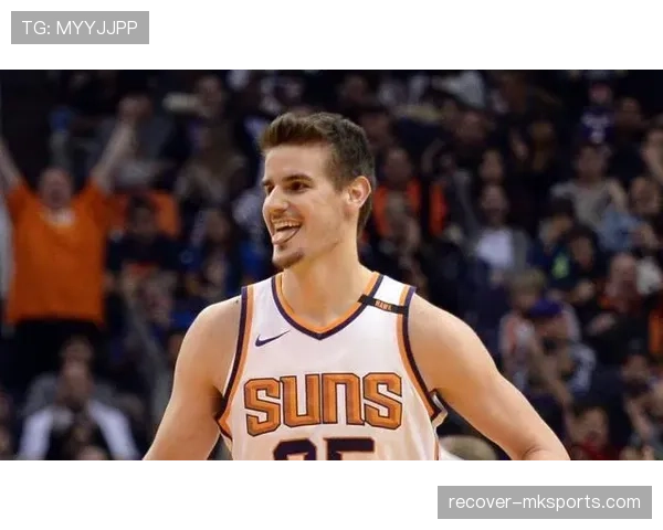 诺维茨基无球牵制改变对手防守布局